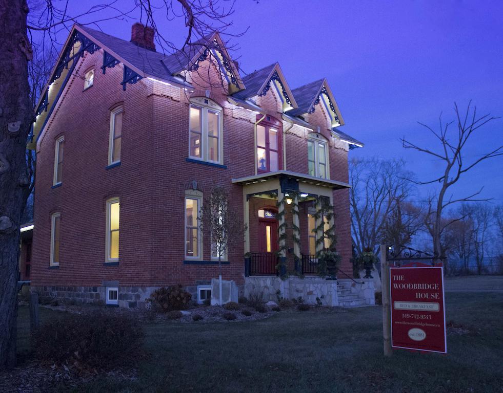Отель The Woodbridge House Kingsville Экстерьер фото